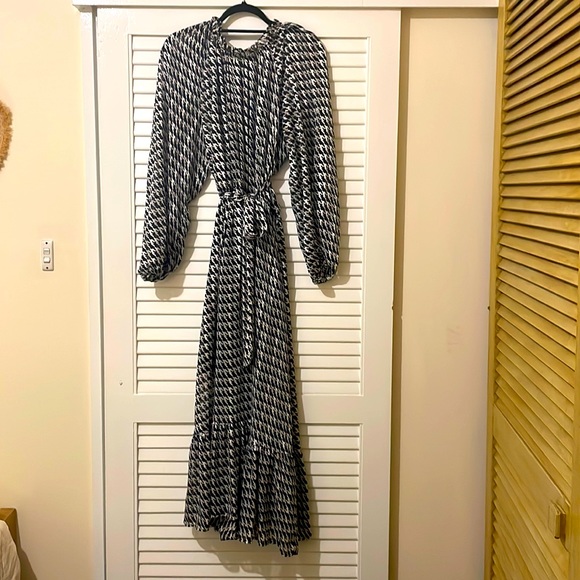 Fashion V Neck Long Sleeve Houndstooth Loose Short Dress main image 0